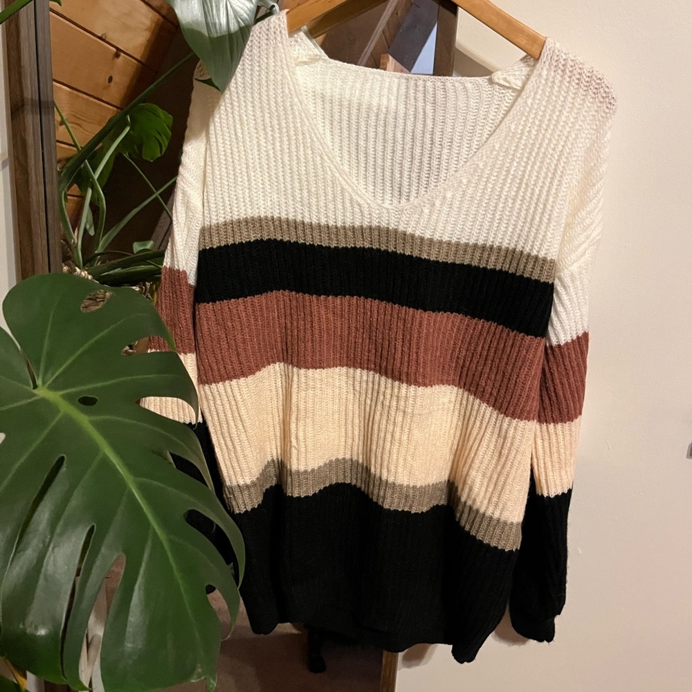 3 for 1 sweaters, like new